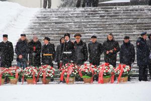 В Аллее Героев в Великих Луках прошёл Торжественный митинг  (ФОТО)