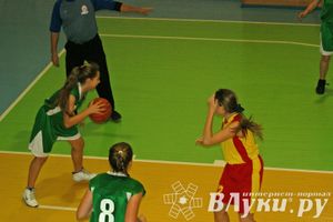 Великолучане и псковички выиграли Первенство Псковской области по баскетболу