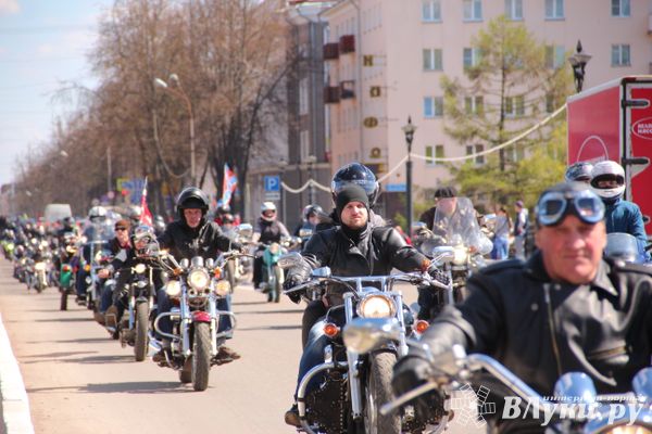 В Великих Луках открыли мотосезон - 2017 (ФОТО)