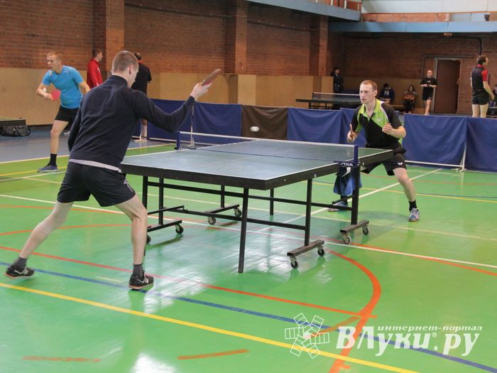 В Великих Луках прошел Кубок области по настольному теннису (фото)
