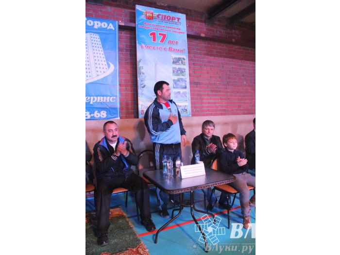 В Великих Луках состоялась матчевая встреча по боксу