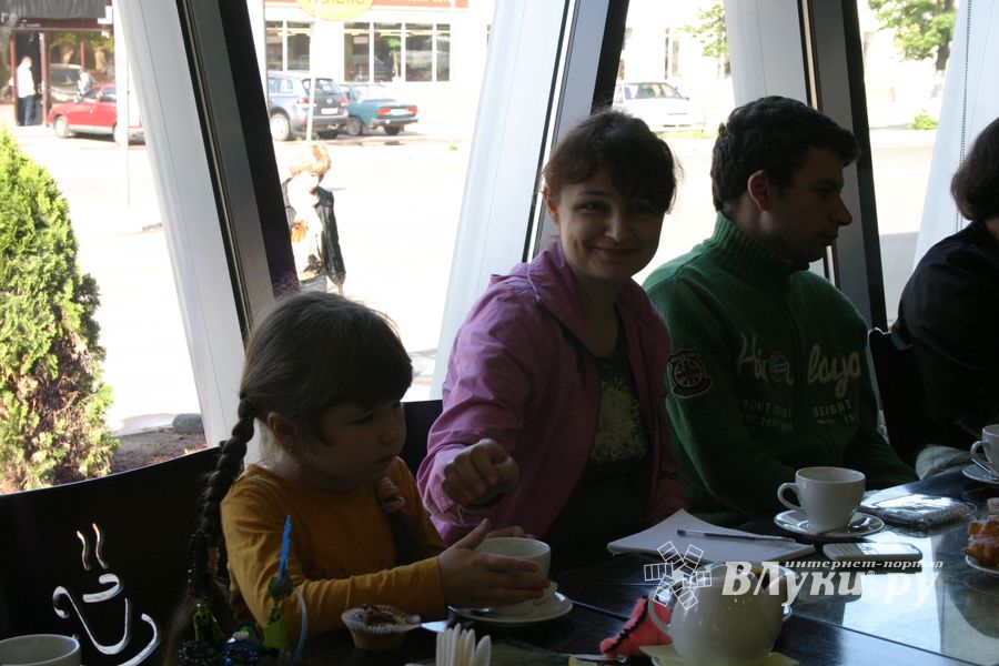 Великолукские школьники посетили "Литературное кафе"