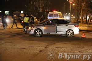 Утреннее ДТП на перекрестке пр-т Гагарина — ул. Дьяконова (ФОТО)
