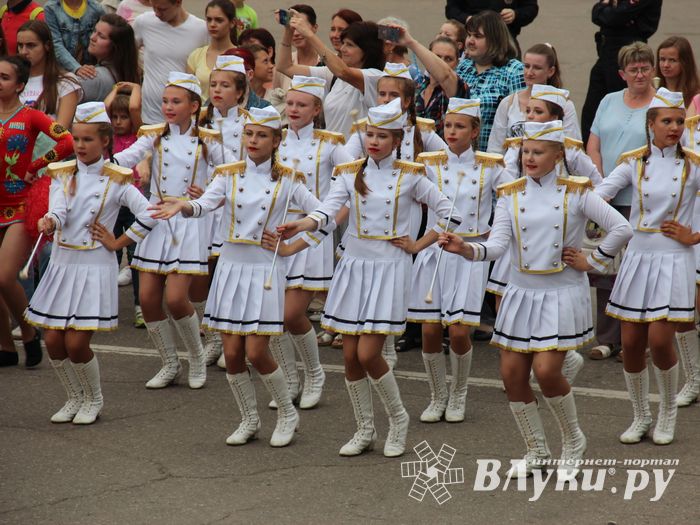 Лучшие мажоретки и барабанщицы награждены (ФОТО)