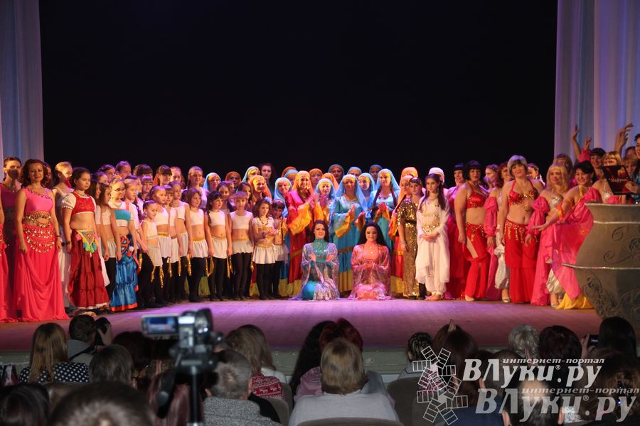 Фестиваль восточного танца «Мафраш» прошел в Великих Луках (фото)