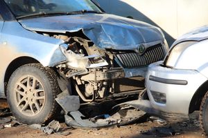 Лобовое столкновение на пр-те Гагарина в Великих Луках (ФОТО)