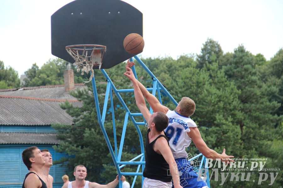 «Великие Луки — град спортивный»