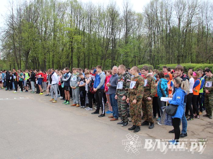 В Великих Луках прошла весенняя городская эстафета (фото)