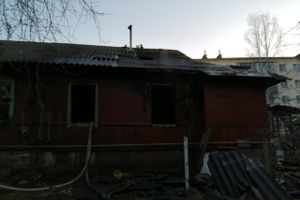 В Великих Луках горел дом (ФОТО)