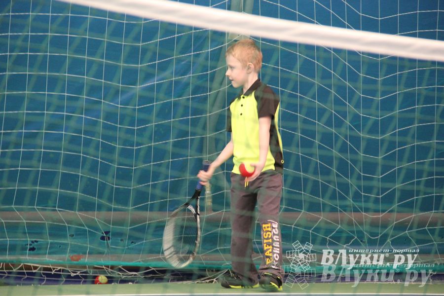 В Великих Луках прошло Первенство по большому теннису (фото)