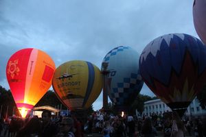 Ночным свечением аэростатов завершилась 24-я Международная встреча воздухоплавателей (ФОТО)