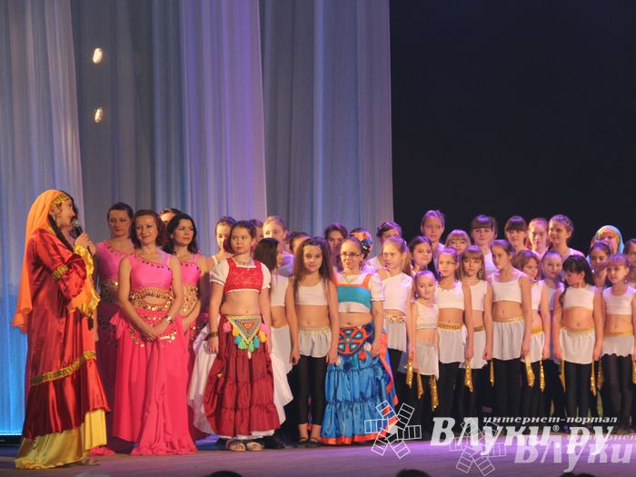 Фестиваль восточного танца «Мафраш» прошел в Великих Луках (фото)