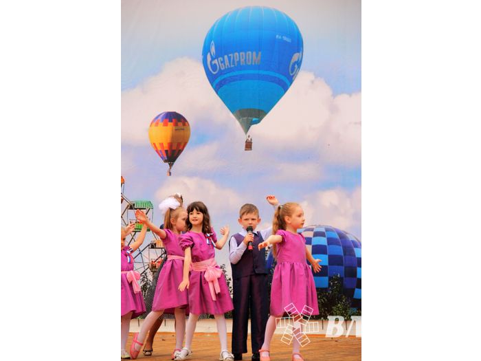 В Великих Луках День России отметили большим концертом (ФОТО)