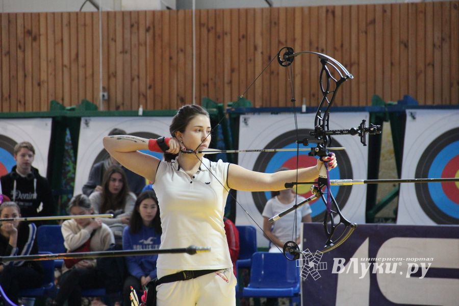 В Великих Луках завершились соревнования по стрельбе из лука «Надежды России» (ФОТО)