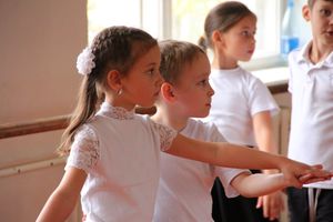 Поздравляем тех, кто сеет доброе и вечное, с профессиональным праздником