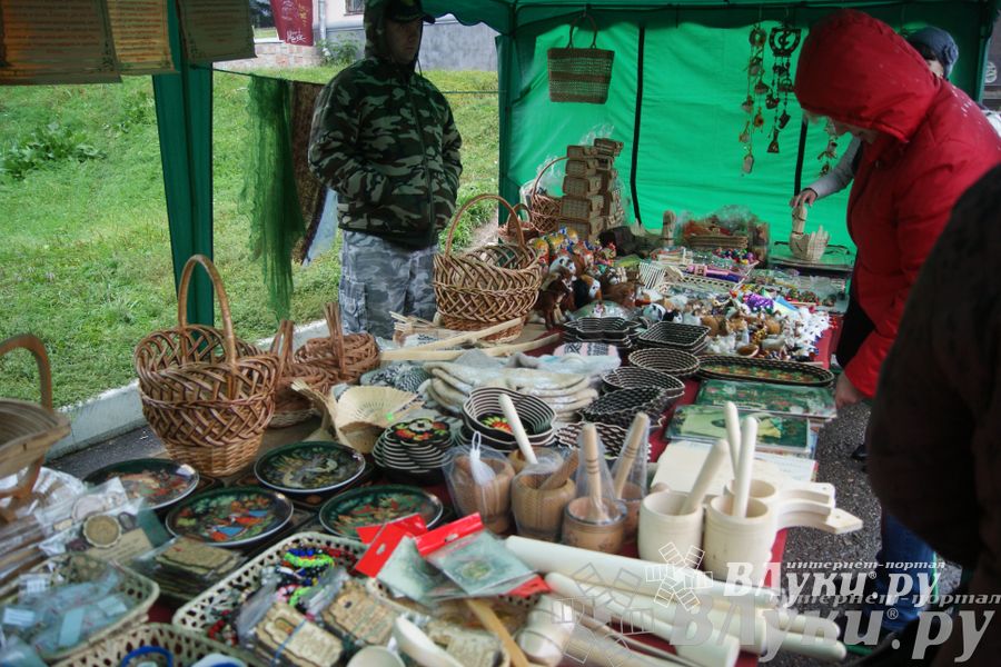 ​Универсальная торговая ярмарка «Осень – 2014» состоялась  в Великих Луках