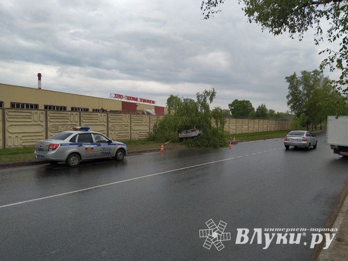 На пр-те Октябрьском произошло ДТП (ФОТО, ВИДЕО)