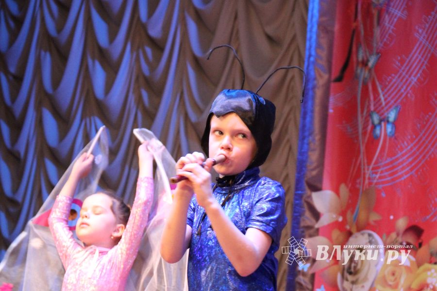 В Великих Луках прошёл «Танцевальный круговорот» для самых юных танцоров (ФОТО)