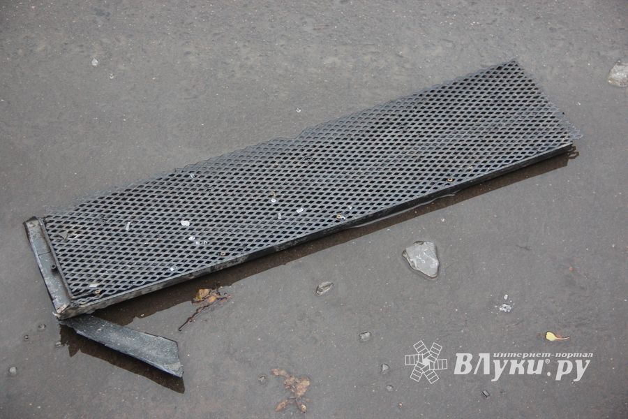 В Великих Луках произошло ДТП с участием автомобиля ДПС (ФОТО)