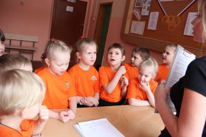 В Великих Луках стартовали спортивные соревнования среди дошколят «Юные олимпионики»