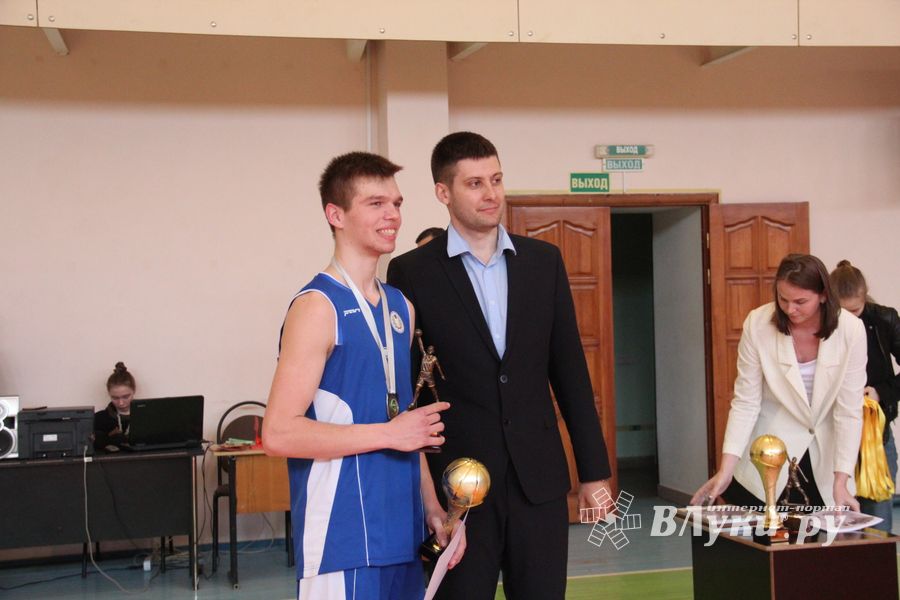 В Великих Луках прошли соревнования на Кубок АСБ области (ФОТО)