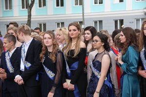 Великолукской «Бригантине» пришлось поплавать под дождём (ФОТО)