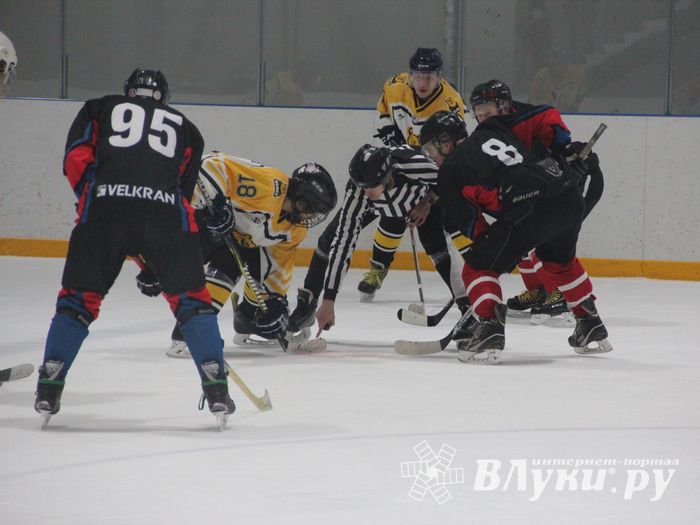 Матч в рамках Регионального Чемпионата НХЛ прошел в «Айсберге» (ФОТО)