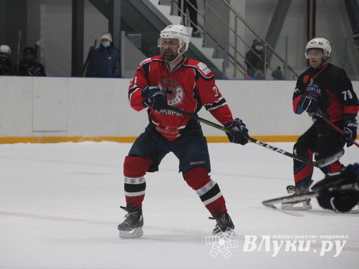 ХК «Экспресс» одержал победу над ХК «Евро-Керамика» в рамках НХЛ (ФОТО)