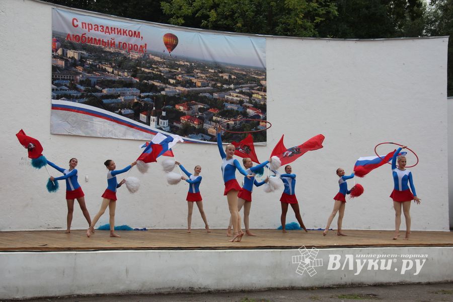 Лучшие мажоретки и барабанщицы награждены (ФОТО)