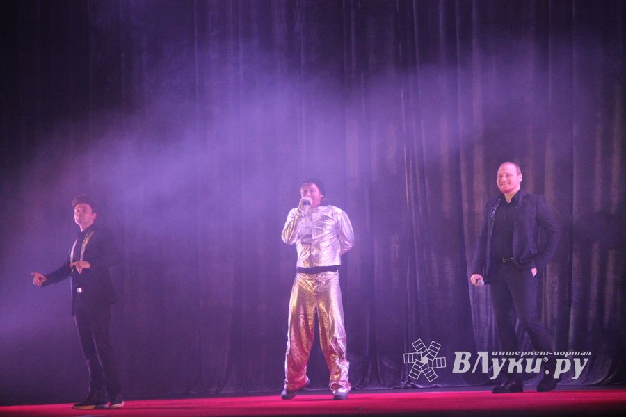 Состоялся концерт братьев Сафроновых «Империя иллюзий» (фото)