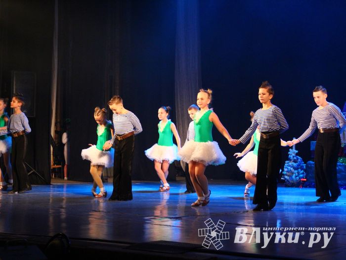 В ГДК им. Ленина встречают Новый год (ФОТО)