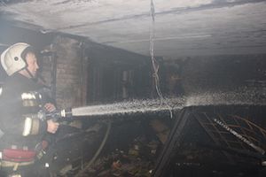 В Пскове произошел пожар в многоквартирном доме (фото)