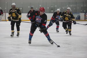 Великолучане обыграли псковских медведей в «Айсберге» (ФОТО)