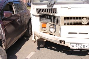 Фотофакт: ДТП на проспекте Гагарина в Великих Луках