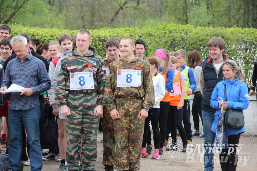 В Великих Луках прошла весенняя городская эстафета (фото)