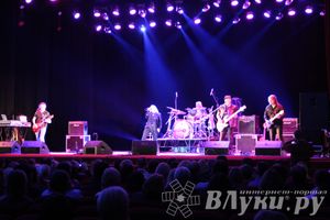 Cостоялся концерт легендарного рок-исполнителя Александра Иванова и группы «Рондо»