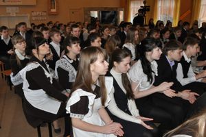 В Великих Луках прошел открытый урок в рамках проекта «Связь поколений» (фото)