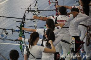 В Великих Луках состоялось открытие Чемпионата России по стрельбе из блочного и классического лука (фото)