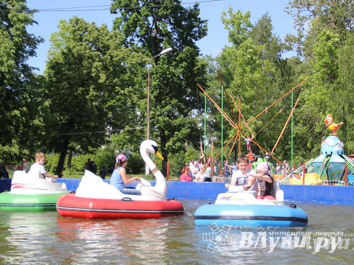 День защиты детей отпраздновали В Великих Луках (фото)