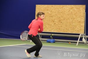 В Великих Луках прошло Первенство по большому теннису (фото)