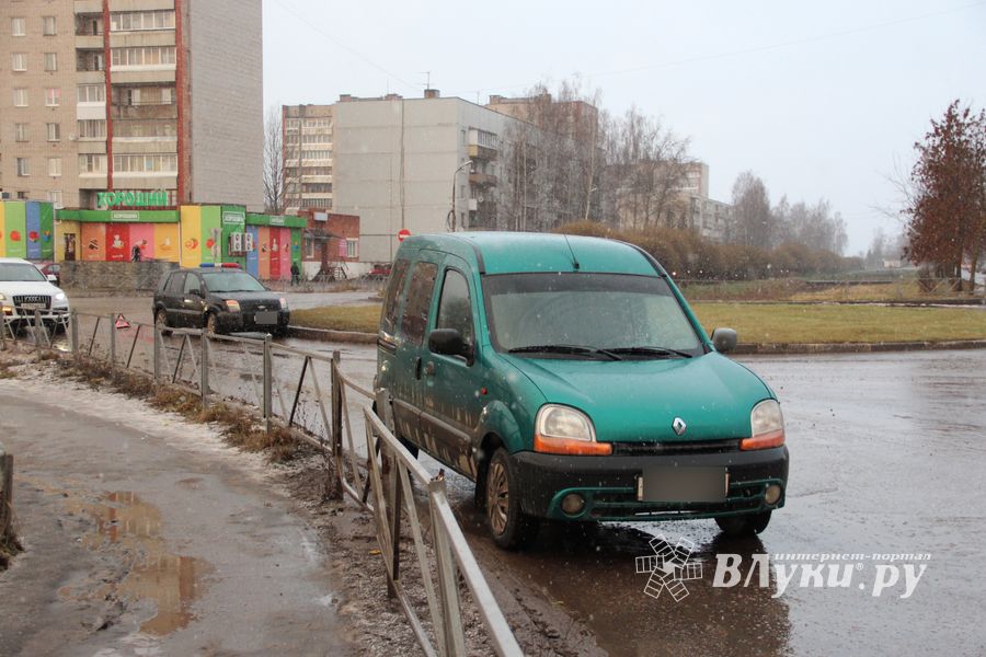 ФОТОФАКТ: ДТП на «кольце» в Великих Луках