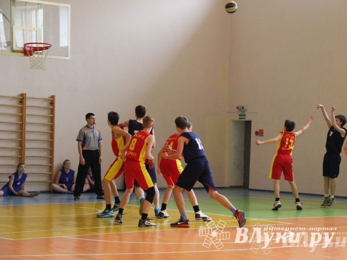 Игра 29 марта Великие Луки — Псков (юноши)