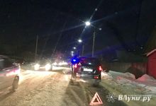 На 3-й Ударной «безумная» пробка из-за ДТП