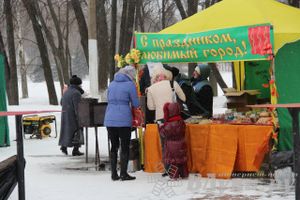 В Великих Луках встретили Масленицу