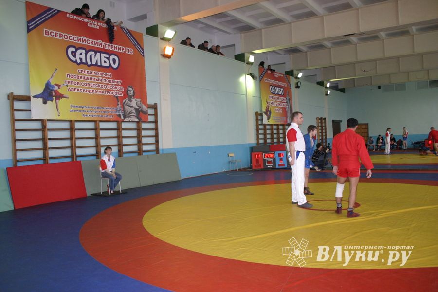 Состоялось открытие Всероссийского турнира по самбо среди мужчин, посвященного подвигу Александра Матросова