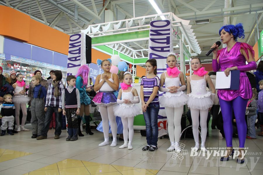 Ночь распродаж в ТЦ «Апельсин»