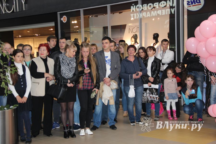 В Великих Луках бегали невесты (ФОТО)