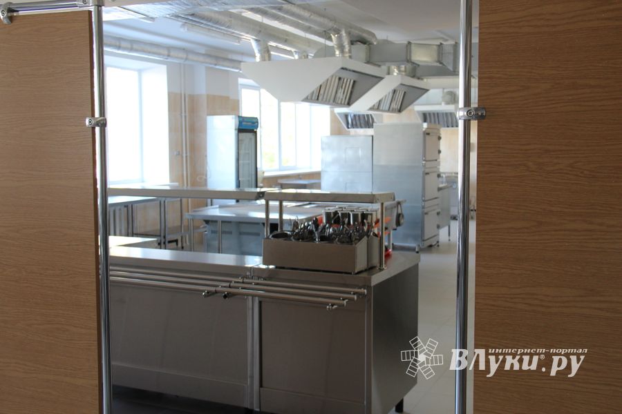 Торжественное открытие после капитального ремонта школы №13 (ФОТО)