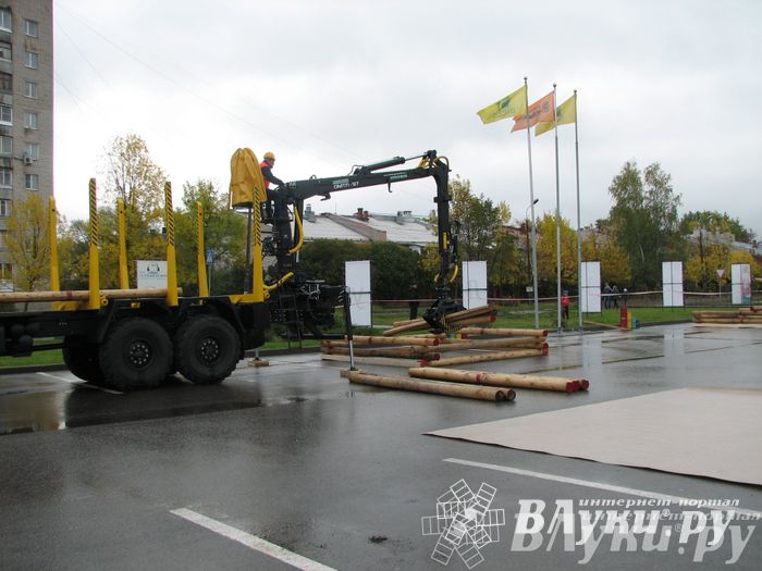 Международный конкурс профессионального мастерства «Лучший оператор гидроманипулятора – 2014»