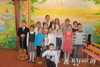 Великолукские юные музыканты посетили детский сад «Солнышко» (фото)